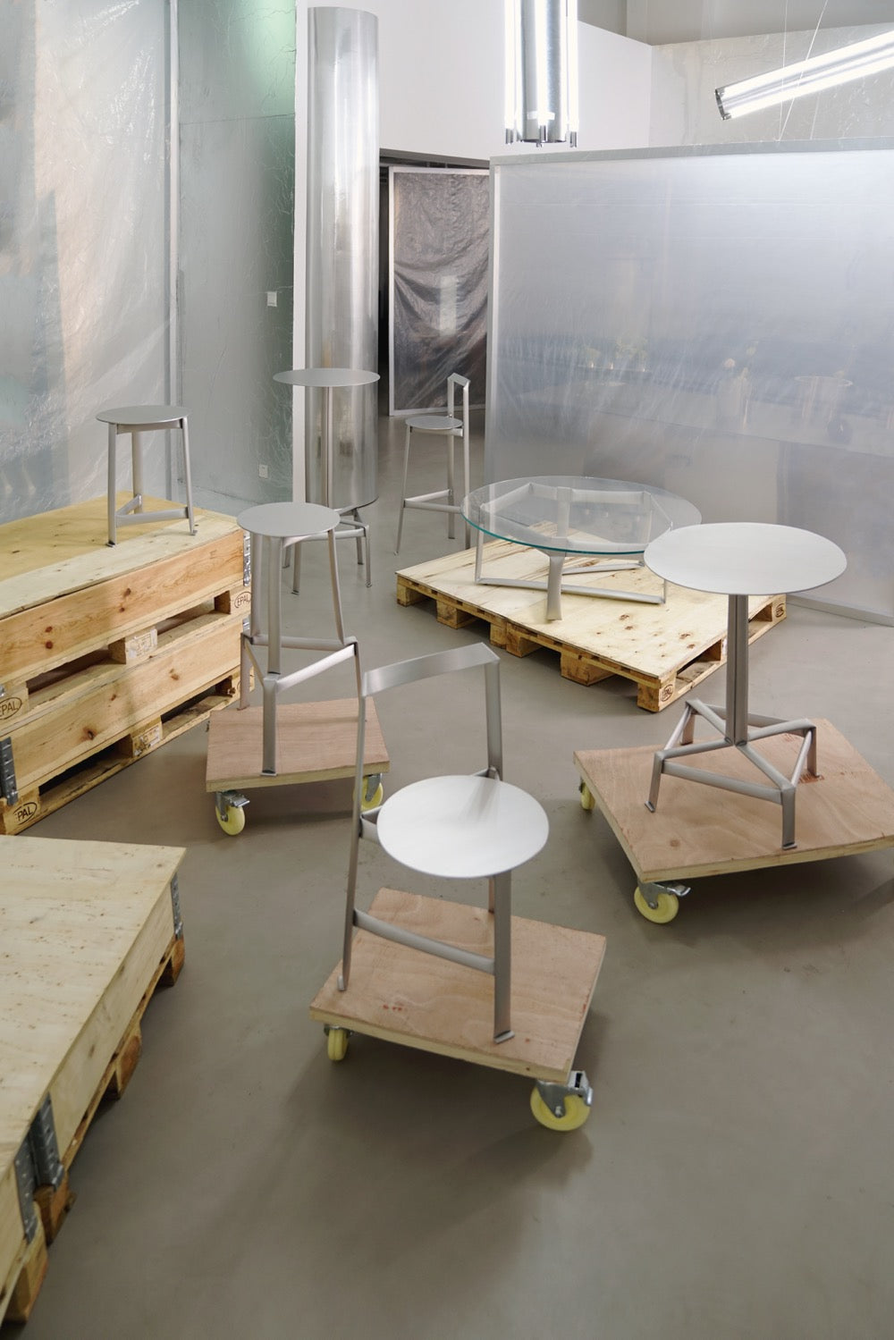 Monochrome｜Basic Bar Stool